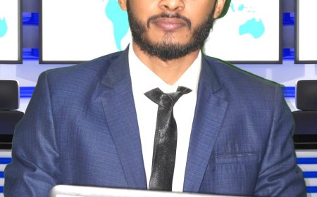 আকিবুজ্জামিন দেশের গণমাধ্যম অঙ্গনে  পরিচিত নাম