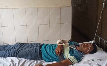 গজারিয়া স্বর্ণের দোকানে ছিনতাই দোকানিকে ছুরিকাঘাতে আহত।