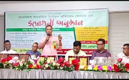 মুখে কালো কাপড় নয়; মাথায় লাল কাপড় বেঁধে অধিকার আদায়ে নামতে হবে