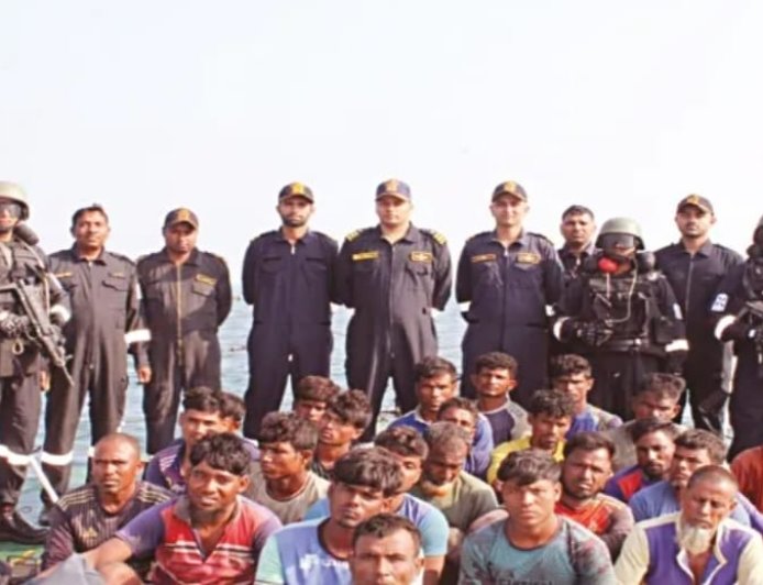 ভারতীয় জলসীমায় অনুপ্রবেশের দায়ে গ্রেপ্তার 79, জন বাংলাদেশি ধীবর 