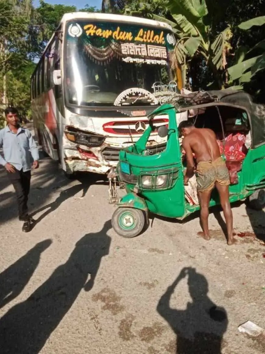 ‎বেতাগীতে মর্মান্তিক বাস দুর্ঘটনা, নিহত ১ আহত-৩